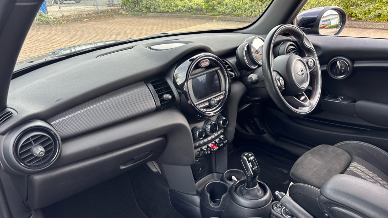 MINI Hatchback 1.5 Cooper Sport II 3dr Auto Petrol Hatchback